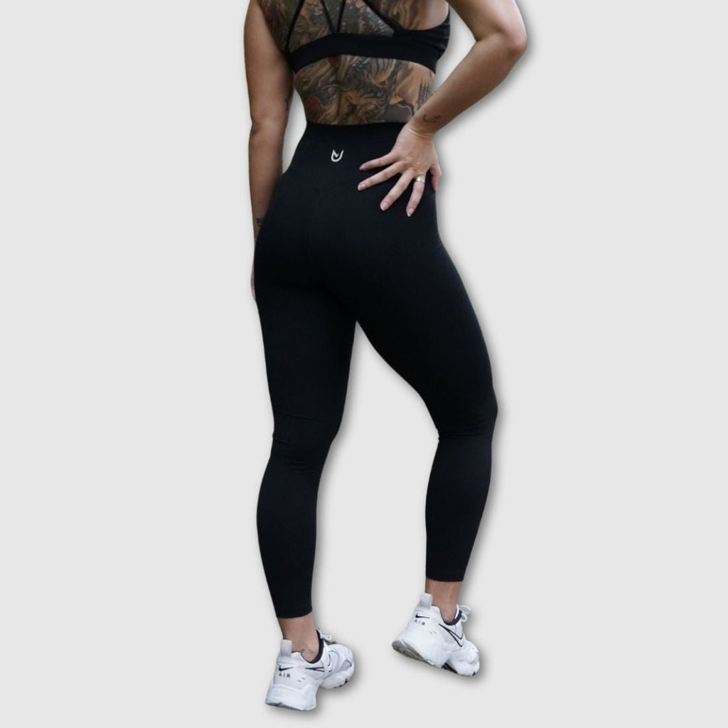 Black Movement No Front Seam Leggings – Side view laid flat