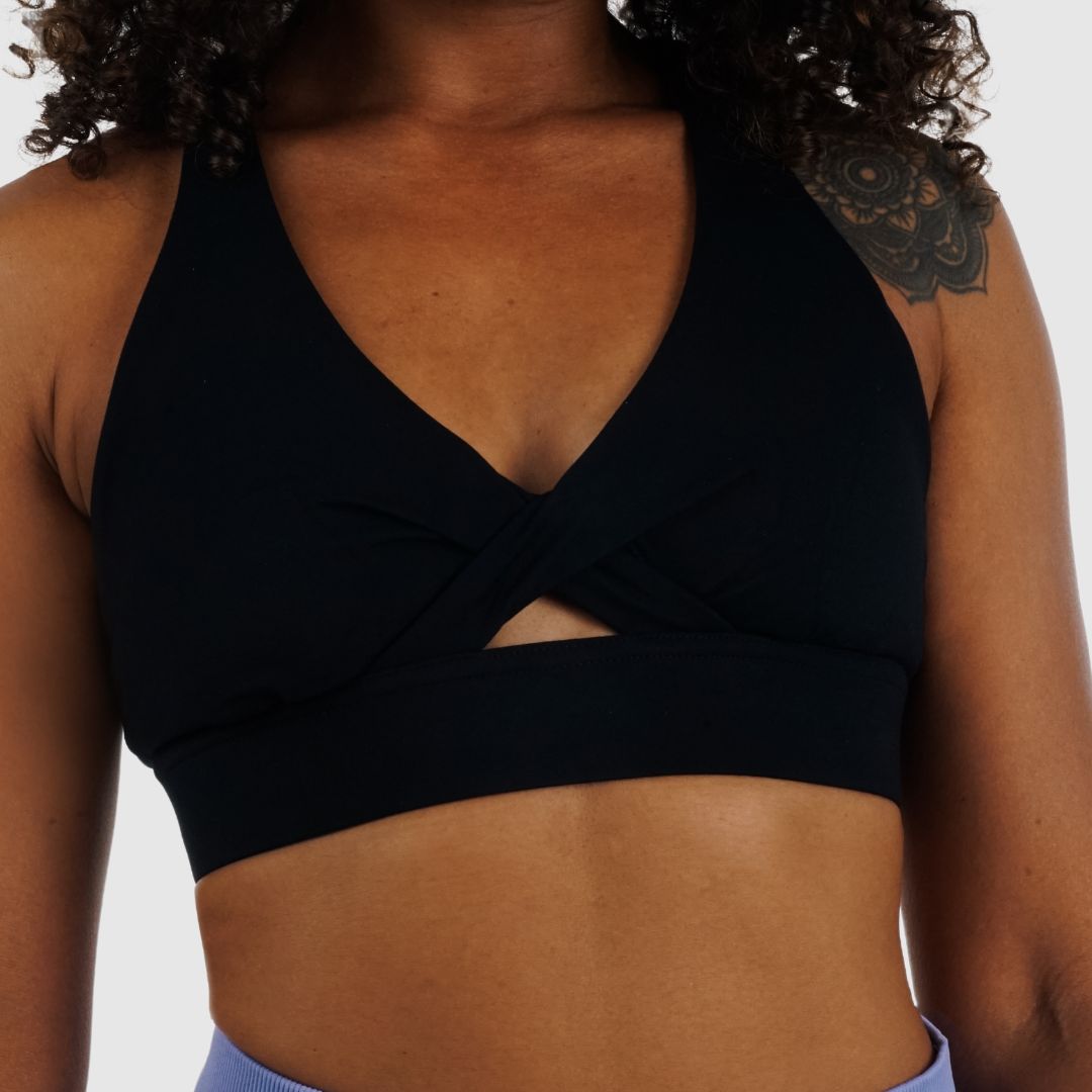 Elegance Sports Bra Black, supportive and comfortable, stylish design, ideal for workouts, yoga, and active women.