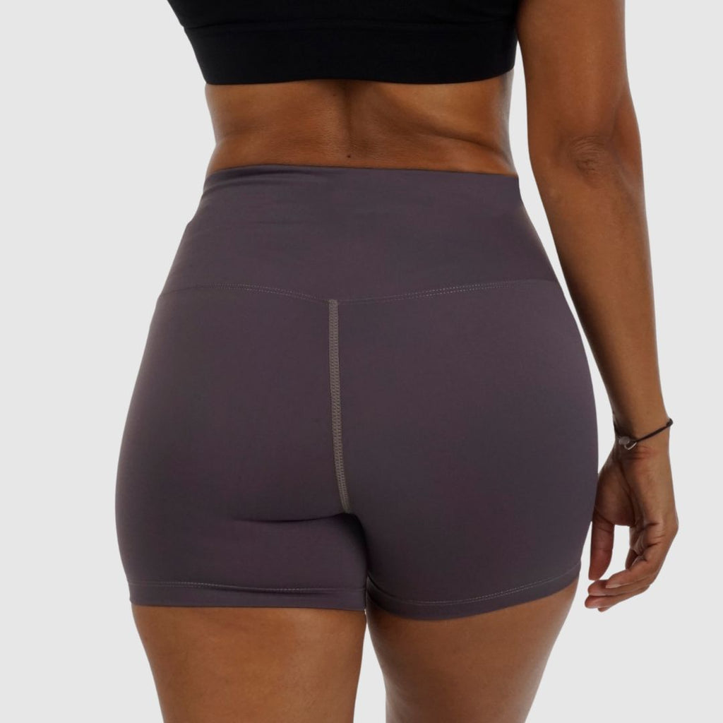 Performance Shorts, quick-drying, squat-proof, no front seam, reflective logo, ideal for training, hiking, and active wear.