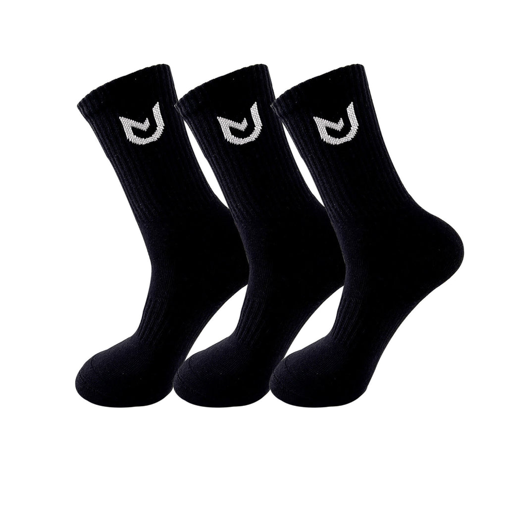 Unisex black socks, breathable material and fit for everyday wear and workouts.