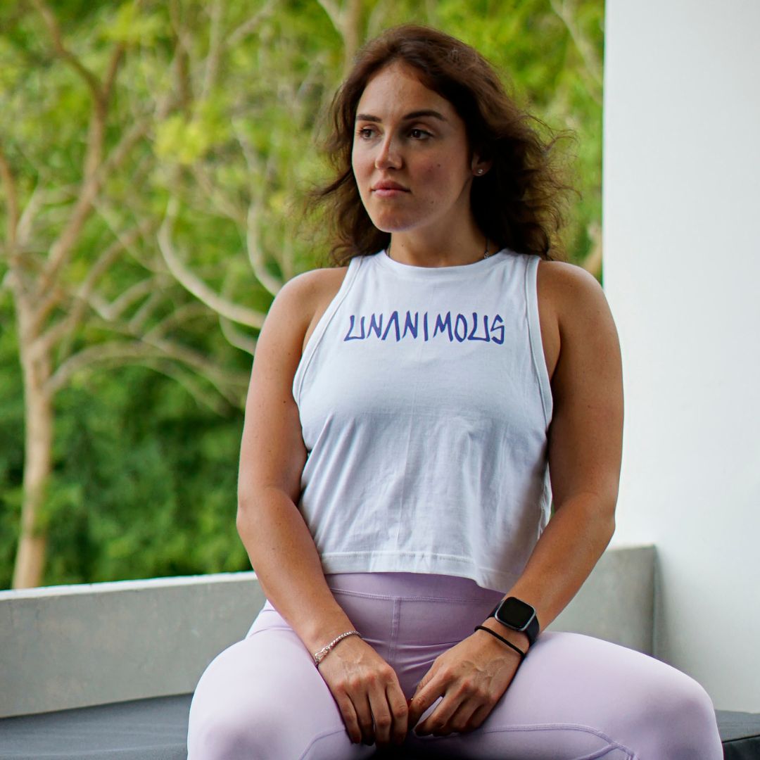 Women Crop Tank Graffiti, 100% cotton, gold metallic design, cropped fit, breathable and stylish, ideal for workouts and casual wear.